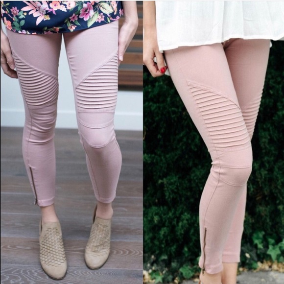 Pants - 🌴Pink Moto Jeggings
